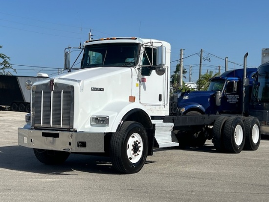 2007 KENWORTH T800 TANDEM AXLE CAB & CHASSIS TRUCK HEAVY SPECS CAT CATERPILLAR C15 475HP