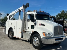 2016 KENWORTH T270 MECHANICS SERVICE TRUCK AUTO CRANE 10006H AIR COMPRESSOR GVWR 26,000LB UNDER CDL