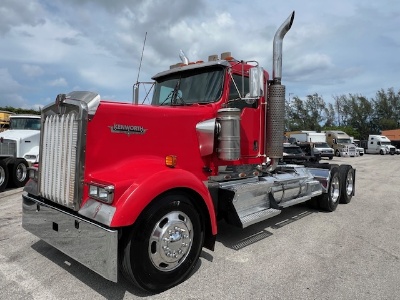 2006 Kenworth W900 Tande Axle Daycab Truck Cat Caterpillar C15 475hp Turbo Diesel 13 Speed