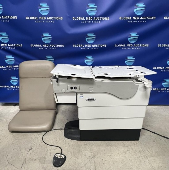 Midmark 622-008 Examination Table