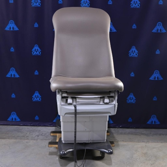 Midmark 626 Medical Exam Table