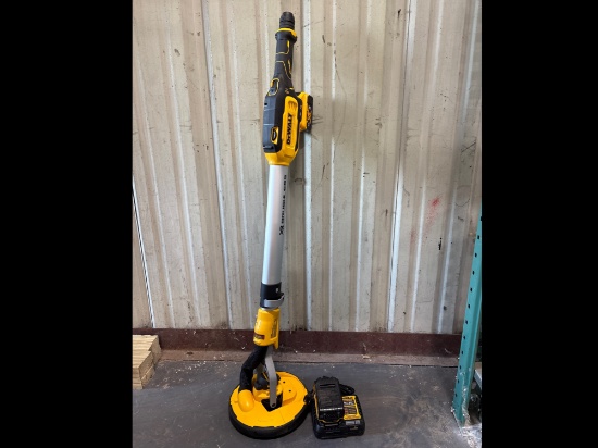 Unused DeWalt 20V XR Brushless Drywall Sander