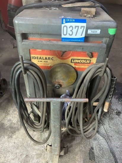LINCOLN IDEALARC R3M-400 ARC WELDER