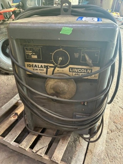 LINCOLN IDEALARC R3M-400 ARC WELDER