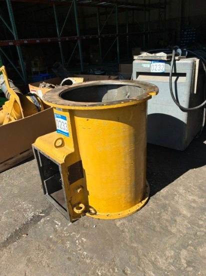 CATERPILLAR TRANSMISSION CASE