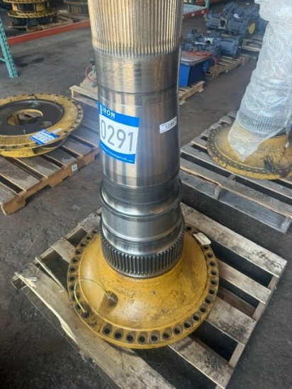 CATERPILLAR FINAL DRIVE REAR SPINDLE