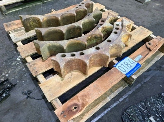 CATERPILLAR PALLET OF PARTS: