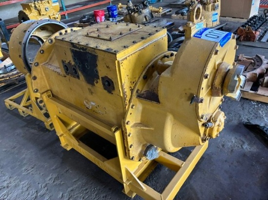 CATERPILLAR TRANSMISSION TRANSFER CASE
