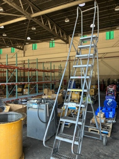 COTTERMAN M2 89 STEEL LADDER