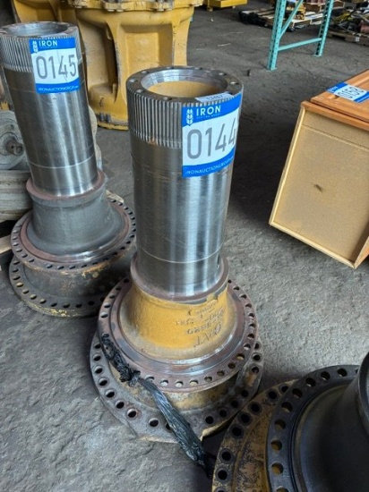 CATERPILLAR HEAVY DUTY SPINDLE SHAFT