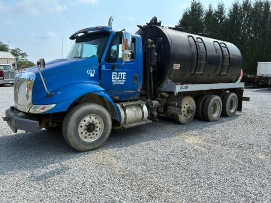 2005 INTERNATIONAL 8600 6X4 WATER TRUCK