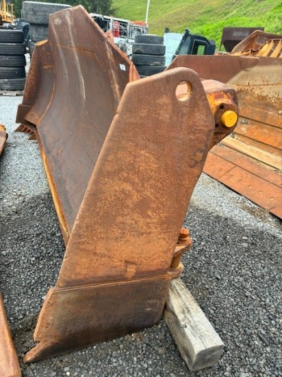CATERPILLAR SEMI-U BLADE FOR D9N