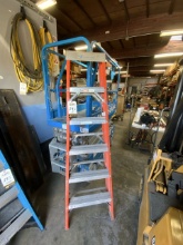 Louisville 6-Foot Stepladder