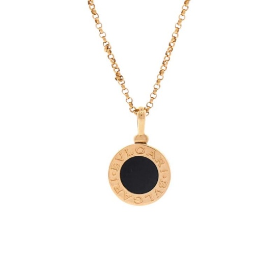 Bvlgari Bvlgari Bvlgari Pendant Necklace 18K Yellow Gold with Onyx