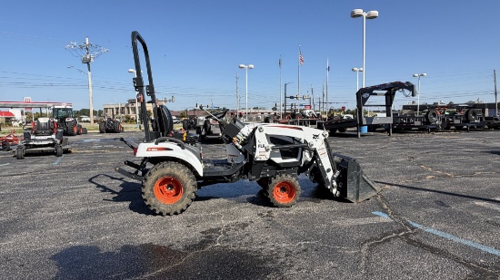 2023 Bobcat CT1025 HST Tractor w/ Loader