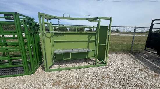 New/Unused Real Tuff 8.5' Adjustable Alley