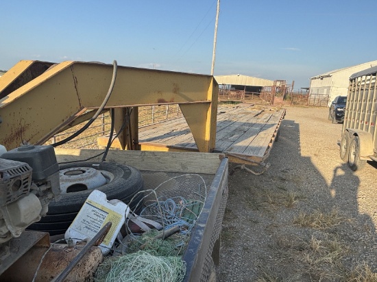 2001 HayBuster 32'+5 Tandem Dual Gooseneck Flatbed Trailer