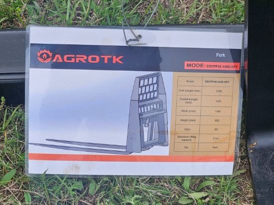 Unused - AGT 2026 - Model: SSCPF48-4400-HFF Skid Steer Forks 1 set, to fit