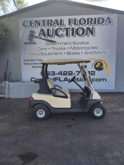 Club Cart Golf Cart
