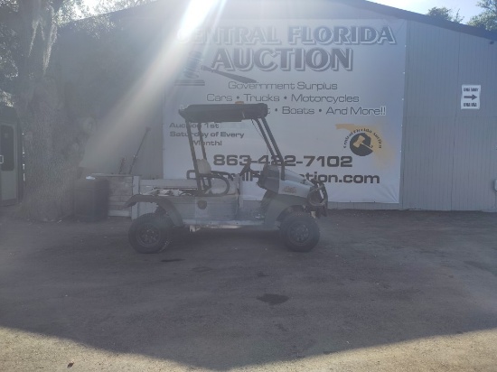 Club Car 4x4 Runs/Moves Gas