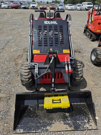 2026 SDLOOL Skid Steer Loader SL-323TZ