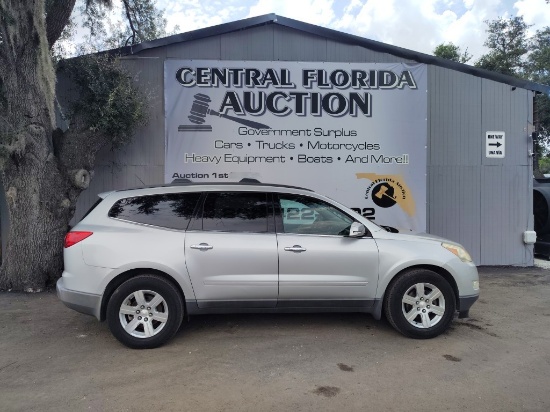 2011 Chevrolet Traverse RIUNS/MOVES LT