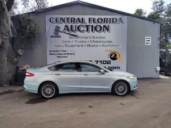 2013 Ford Fusion Hybrid RUNS/MOVES Titanium