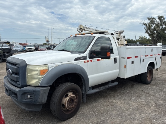 2015 Ford F550 RUNS/MOVES 4WD