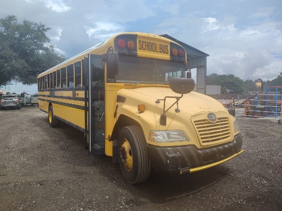 2017 BLUEBIRD BUS RUNS/MOVES