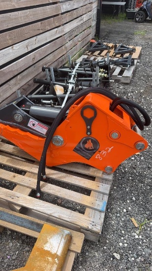 2026 Excavator Claw Wolverine EHP-11-8T