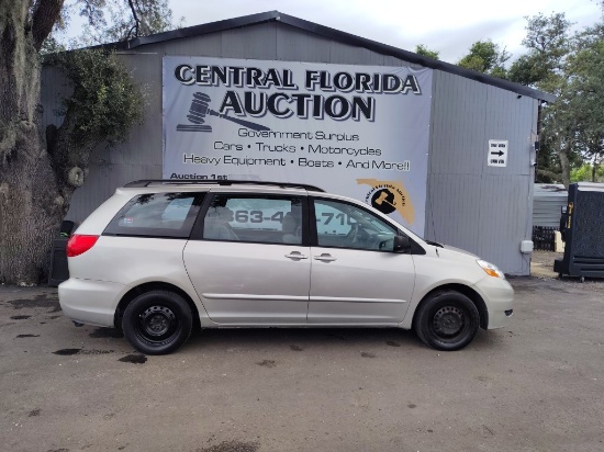 2006 Toyota Sienna RUNS/MOVES CE 7 Pass