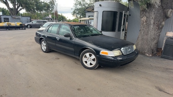 2011 Ford Crown Victoria LX
