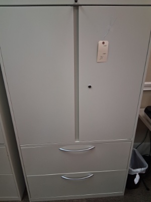Storage cabinet