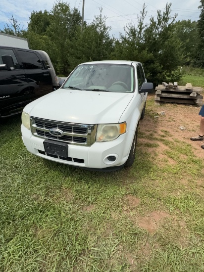 2012 White Ford Escape SUV ~ Gas