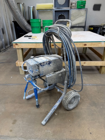 GRACO 695 Airless Paint Sprayer