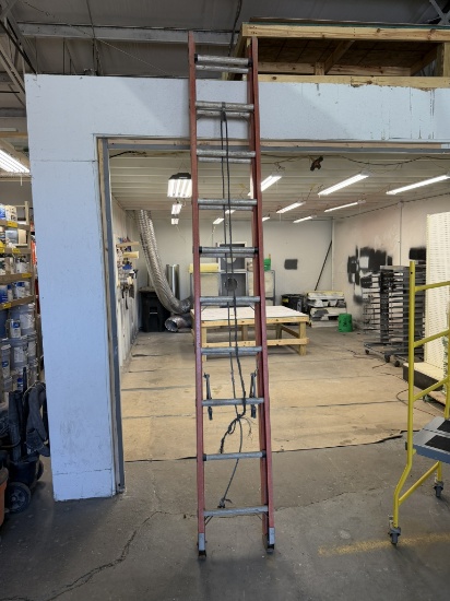 20’ Loiusville fiberglass extension ladder