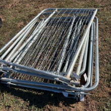6 ft. Galvanized Wire Gate x2