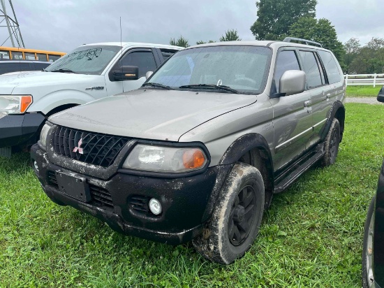 2002 Mitsubishi Montero
