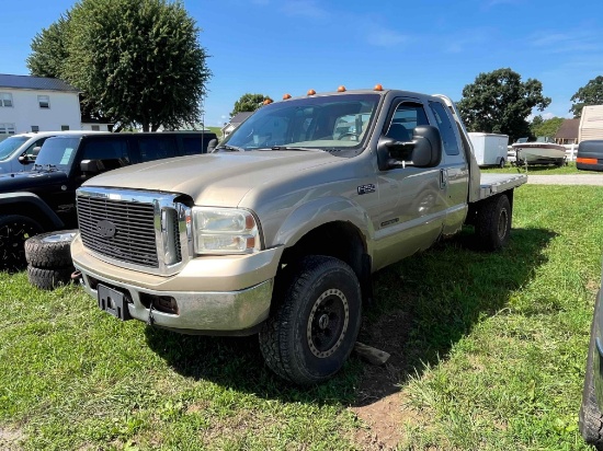 2000 Ford F250 Super Duty Flatbed Pickup