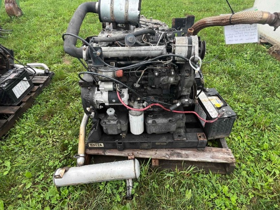 35 HP Isuzu D 201 SE Engine