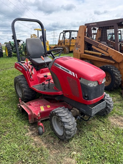 Massey Ferguson GC 2400