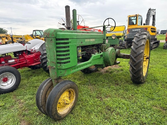 John Deere Row Crop Tractor