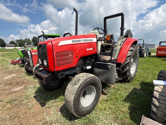 Massey Ferguson 5445 Tractor