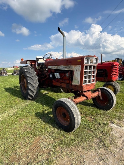 International 666 Tractor