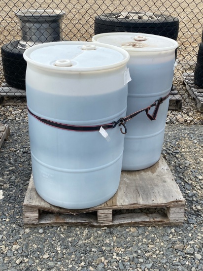 1 DRUM DEF, 1 DRUM ANTIFREEZE