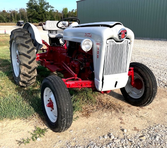 FORD MODEL 600 GAS, HOUR METER READS: 869 Live & Online Auction Auction Dat