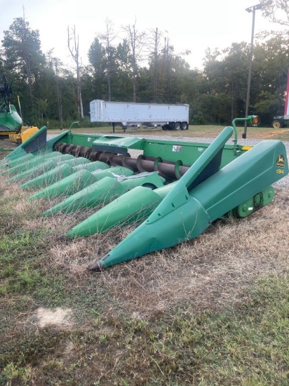 JOHN DEERE 894 CORN HEADER, 38" SPACING, 8 ROW Live & Online Auction Auctio