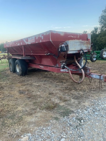ADAMS FERTILIZER SPREADER, SN:CL-20-005 Live & Online Auction Auction Date: