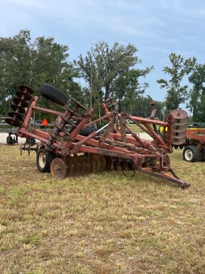 IH 490 DISK Live & Online Auction Auction Date: Saturday, September 19, 202