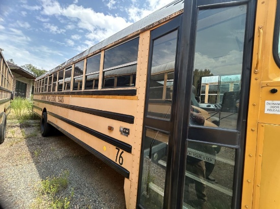 2010 IC Corporation PB105 Bus (Needs Starter) (OFF SITE)